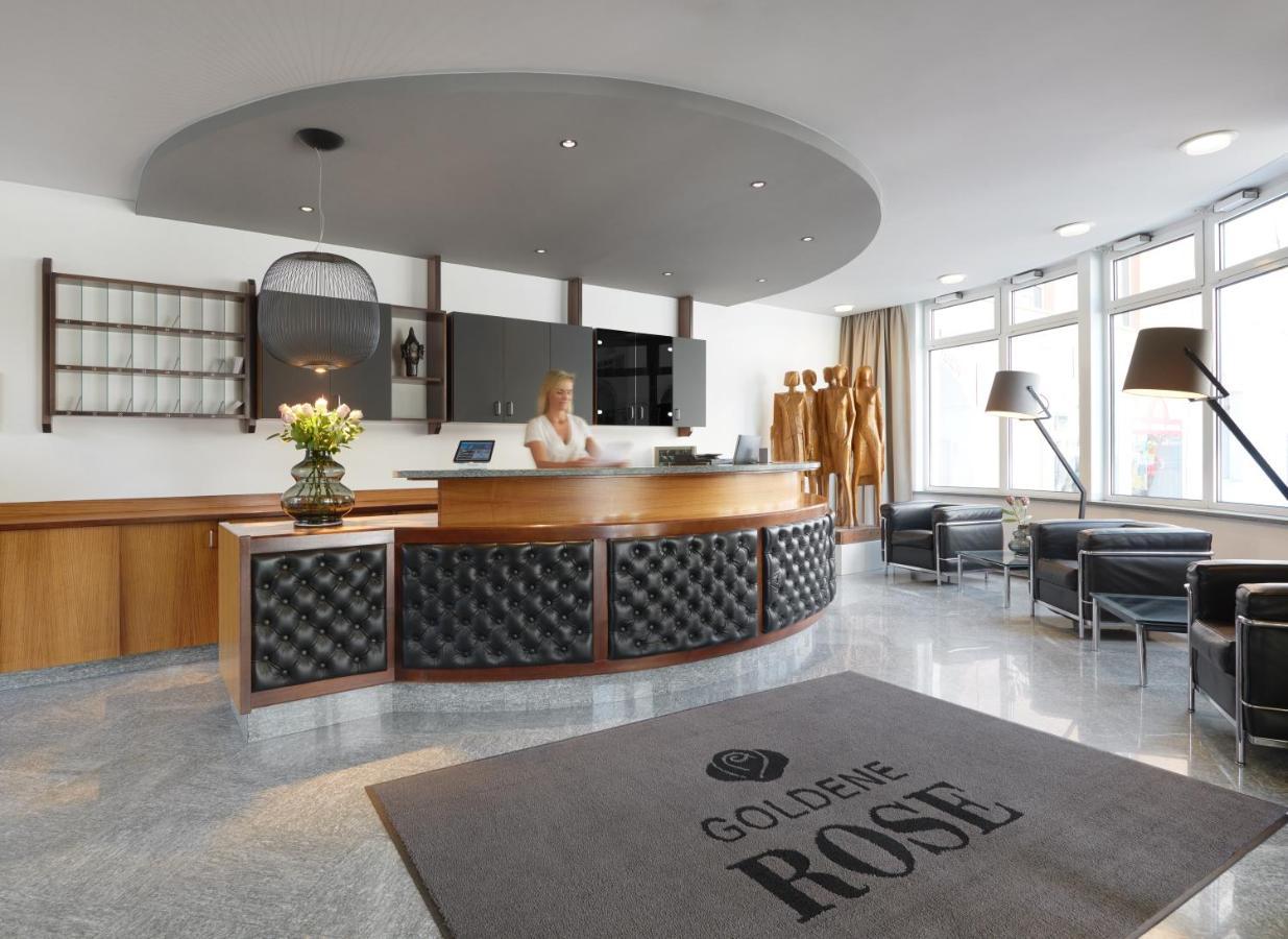 Hotel Goldene Rose Brunico Esterno foto