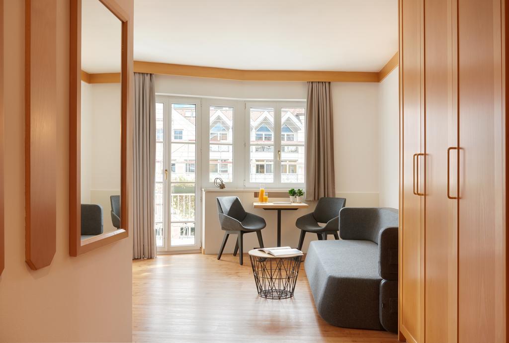 Hotel Goldene Rose Brunico Esterno foto